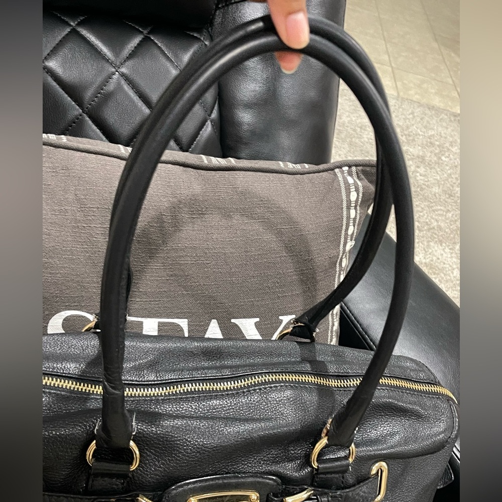 Black Leather Michael Kors Weekender Tote Bag w/Gold Accent - Picture 6 of 11